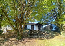 Maison familiale 138 m² - 3 chambres, parc 3000 m² - BRIE en Charente - Proche Angoulême. 