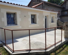 Maison + 2 appartements (T2)