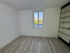 Maison à vendre proche centre-ville Lisieux(14) - 5 chambres - Terrasse et Jardin Privatif