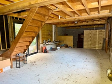 ANCIEN PRESSOIR À USAGE DE DÉPENDANCE - TERRAIN DE 5300m²