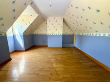 Maison avec vie de plain-pied, 3 chambres, sous-sol complet et terrain de 5 000 m² - Proche Lisieux