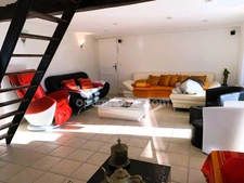 Maison à vendre piscine couverte et Dépendance à usage d'habitation