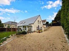 MAISON 125 m² – 4 CHAMBRES – VÉRANDA – JARDIN – TOUQUES (14800)