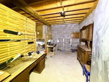 ANCIEN PRESSOIR À USAGE DE DÉPENDANCE - TERRAIN DE 5300m²