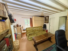 Maison normande de caractère de 121 m² avec 4 chambres, vie de plain-pied, Le Mesnil-Guillaume (14100), à moins de 10 minutes de Lisieux.
