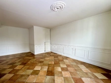 APPARTEMENT DUPLEX - 4 CHAMBRES - PARKING PRIVÉ -  PROCHE CENTRE VILLE - LISIEUX (14100)
