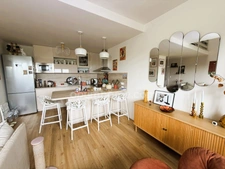 ÉLEGANT DUPLEX DE 107,55 M² ENTIEREMENT RENOVE, AVEC PISCINE, ESPACES VERTS, PARKING PRIVE ET CAVE - TROUVILLE SUR MER (14)
