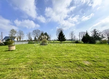 Maison familiale avec 4 chambres, terrain de 9 000 m², dépendances et vie de plain-pied possible - Belle Vie en Auge (14270)