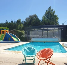 Maison à vendre piscine couverte et Dépendance à usage d'habitation