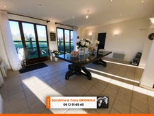 Maison à vendre piscine couverte et Dépendance à usage d'habitation