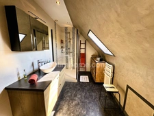 Maison à vendre à Glos (14100), 130 m², 4 chambres, jardin paysager et grand sous-sol, proche Lisieux