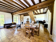 Maison avec vie de plain-pied, 5 chambres, grand séjour, garage – Moyaux (14590)