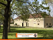 Belle propriété normande de caractère avec parc arboré de plus 3 500 m² et majestueuse bâtisse en pierre de Caen - Idéal projet gîtes, chambres d'hôtes ou vaste demeure familiale