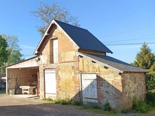 MAISON EN BRIQUES ROUGES ET COLOMBAGES - 4 CHAMBRES - JARDIN - DÉPENDANCE - LISIEUX SUD(14)