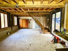 ANCIEN PRESSOIR À USAGE DE DÉPENDANCE - TERRAIN DE 5300m²