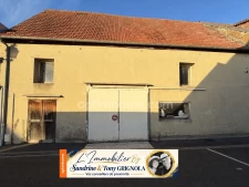 GARAGE-LOCAL/BUREAUX - ATELIER/STOCKAGE - ENVIRON 250 M² - À VENDRE À SAINT PIERRE EN AUGE (14170)