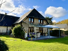 Maison à colombages avec Jardin et Dépendance, à vendre – CORDEBUGLE (14100)