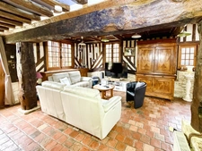 Élégante propriété normande du XIXᵉ siècle – Maison principale, Maison d’amis, dépendances, Parc Paysager