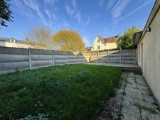 Maison à vendre proche centre-ville Lisieux(14) - 5 chambres - Terrasse et Jardin Privatif