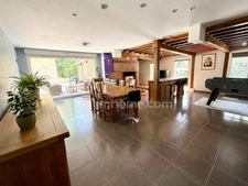 Maison normande en pierre et colombages – 150 m² – 4 chambres – Terrain de 767 m² – Val-de-Vie (14140)