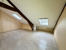 APPARTEMENT EN DUPLEX SPACIEUX ET LUMIMEUX - PROCHE CENTRE VILLE - LISIEUX (14)