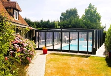 Maison à vendre piscine couverte et Dépendance à usage d'habitation