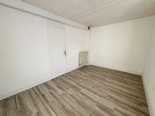 Maison à vendre proche centre-ville Lisieux(14) - 5 chambres - Terrasse et Jardin Privatif