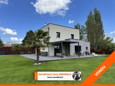 MAISON À VENDRE 5 PIÈCES- 4 CHAMBRES – 120 M² HABITABLES – JARDIN, GARAGE – MAROLLES (14100), À 10 MINUTES DE LISIEUX