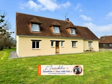 Maison familiale avec 4 chambres, terrain de 9 000 m², dépendances et vie de plain-pied possible - Belle Vie en Auge (14270)