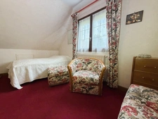 Maison de 6 pièces avec 4 chambres, double salon et sous-sol complet – Livarot Pays d’Auge (14140)