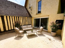 Maison normande en pierre et colombages – 150 m² – 4 chambres – Terrain de 767 m² – Val-de-Vie (14140)