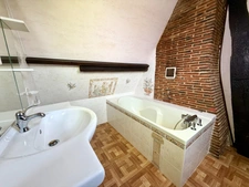 Maison traditionnelle du Pays d’Auge – Dépendances – Terrain de 7 350 m² – CORDEBUGLE (14100)