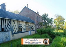 MAISON EN BRIQUES ROUGES ET COLOMBAGES - 4 CHAMBRES - JARDIN - DÉPENDANCE - LISIEUX SUD(14)