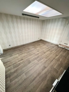 À VENDRE – PETITE MAISON DE VILLE À RÉNOVER ?✨ – UN CHARME AUTHENTIQUE À RÉVÉLER