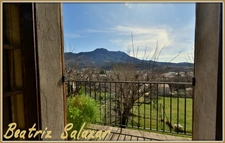 A Digne-les-Bains, grande maison familiale de 215 m², 9 pièces, double garage, abri camping-car, cave, dépendances sur un terrain de 4891 m².