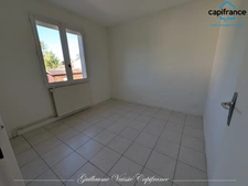 Maison à louer VOUILLE - 5 Pièces 107 m² - Garage