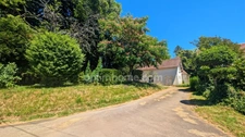 Propriété 6 chambres, nombreuses dépendances, terrain1 hectare 3 SAVIGNAC LEDRIER (24)