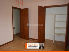 Payzac, maison de village 3 chambres sur sous-sol 