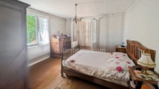 Propriété 6 chambres, nombreuses dépendances, terrain1 hectare 3 SAVIGNAC LEDRIER (24)