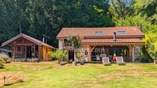SAVIGNAC LEDRIER, BIEN RARE EN BORD DE L'AUVEZÈRE