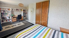 Hautefort, maison familiale, 4 chambres, avec piscine