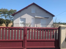 Maison familiale avec sous-sol complet sur 3 264 m² de terrain – Savignac-Lédrier (Dordogne – Périgord Vert)