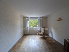 Maison familiale avec sous-sol complet sur 3 264 m² de terrain – Savignac-Lédrier (Dordogne – Périgord Vert)