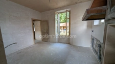 🏡 Maison à finir de restaurer – 6 chambres – Terrain de 545 m² – Lanouaille (24)