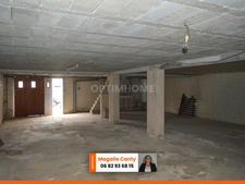 Payzac, maison de village 3 chambres sur sous-sol 