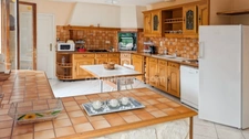 Saint Mesmin, maison 234 m2 sur plus d'un hectare de terrain