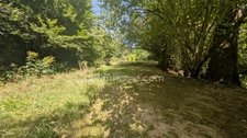 SAVIGNAC LEDRIER, BIEN RARE EN BORD DE L'AUVEZÈRE