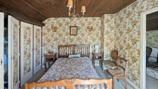 Propriété 6 chambres, nombreuses dépendances, terrain1 hectare 3 SAVIGNAC LEDRIER (24)