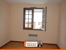 Payzac, maison de village 3 chambres sur sous-sol 