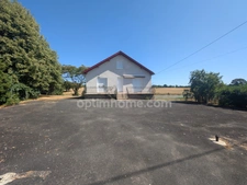 Maison familiale avec sous-sol complet sur 3 264 m² de terrain – Savignac-Lédrier (Dordogne – Périgord Vert)